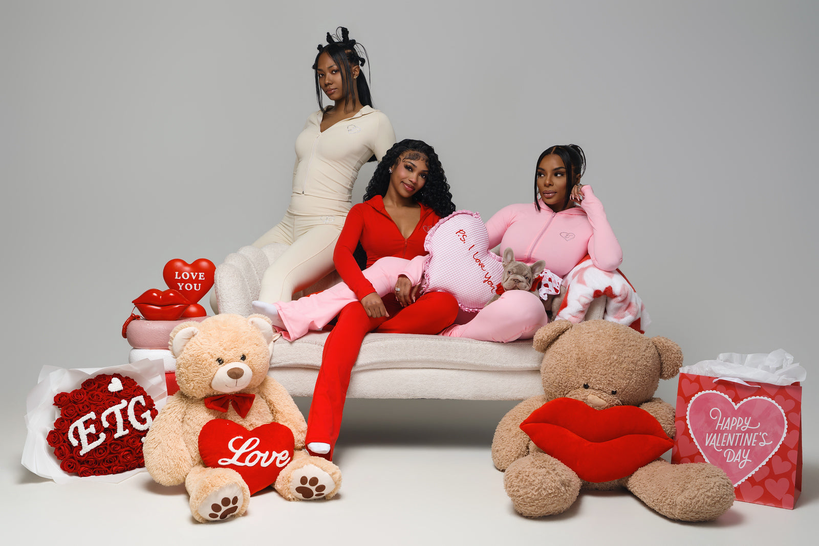 FULL APPAREL COLLECTION